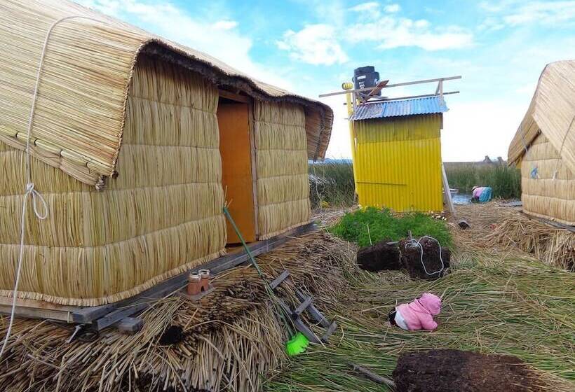 هتل Uros Suma Uro Lodge