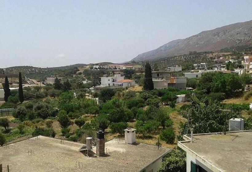 בית מלון כפרי Zakros Rooms Restaurant