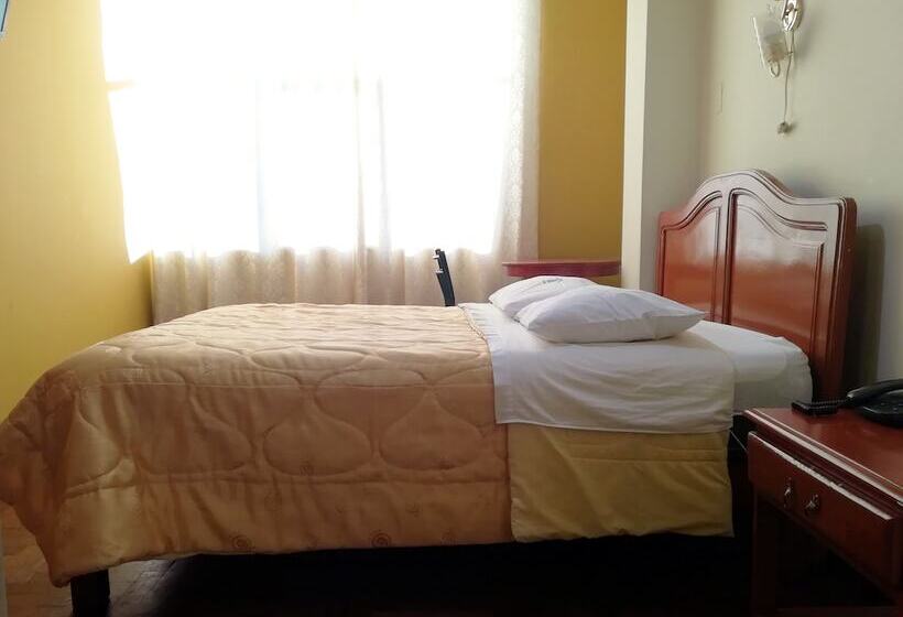 Las Vegas Hotel Huaraz