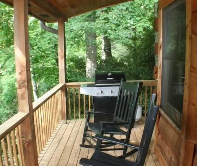 Lodge At Riversound Apartment