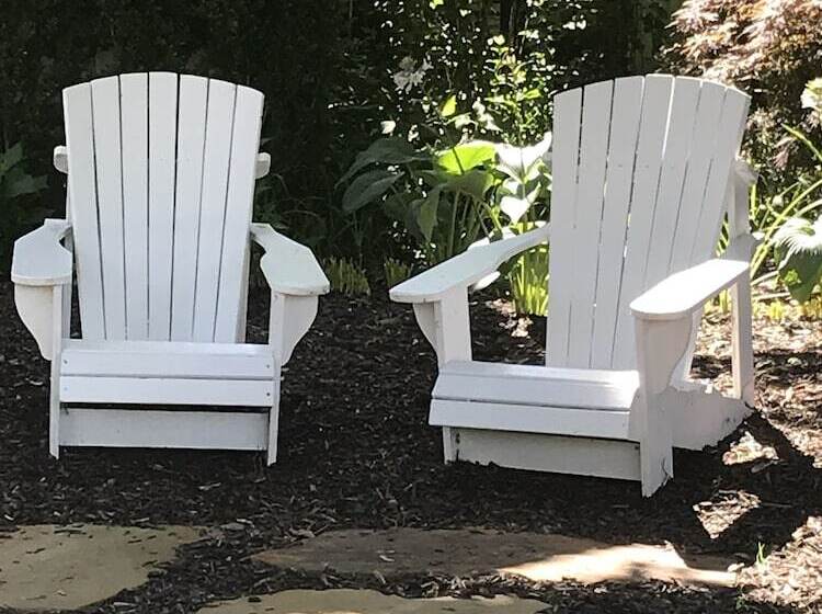 Martha's Vineyard Bed & Breakfast