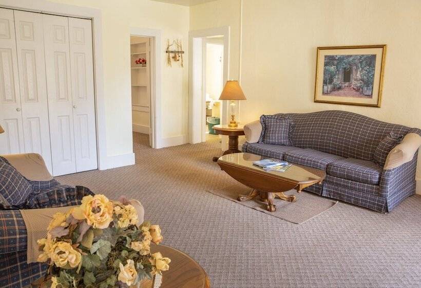 מוטל Chimney Rock Inn