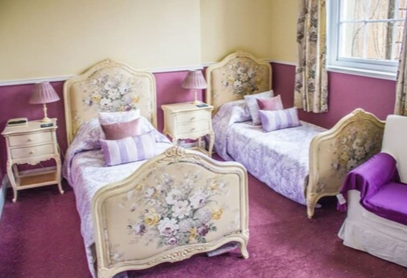 ペンション Albert Cottage