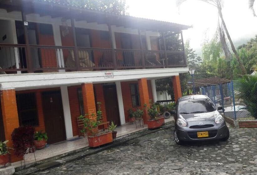 פנסיון Alojamiento Los Guaduales