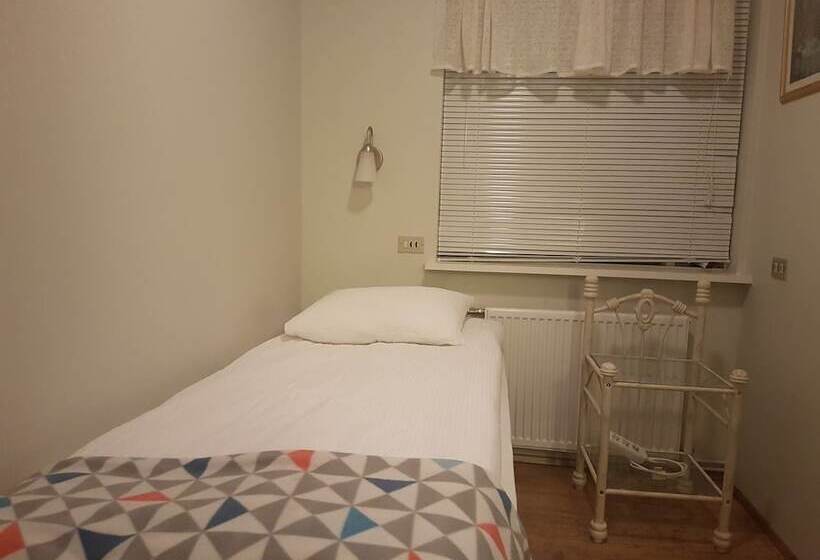 پانسیون Annalyn Guesthouse