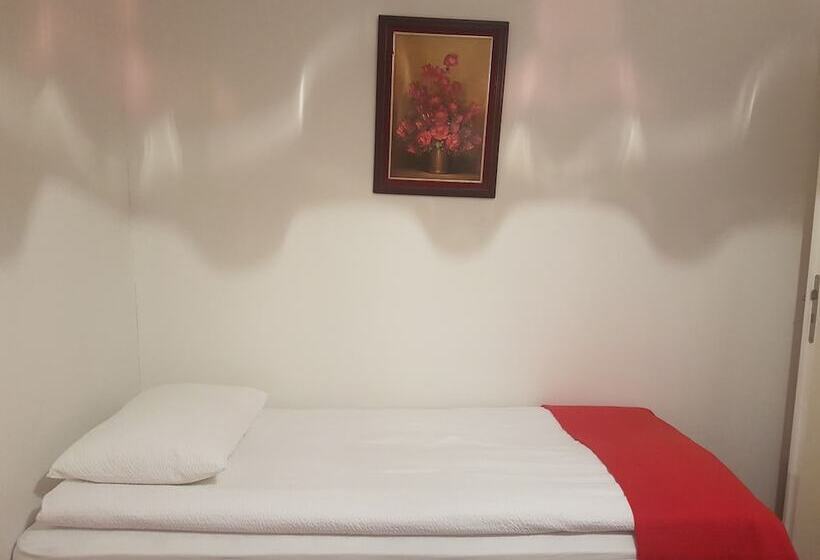 پانسیون Annalyn Guesthouse