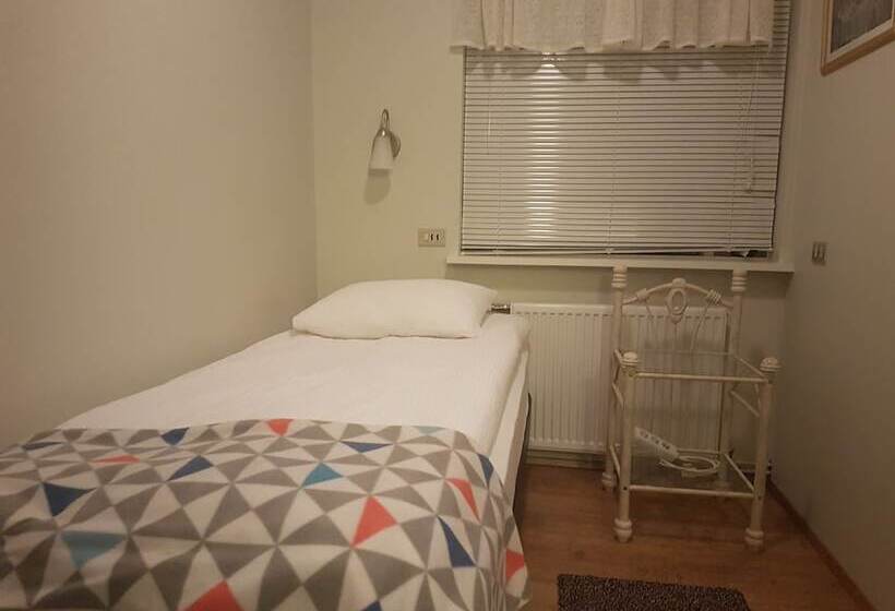 پانسیون Annalyn Guesthouse