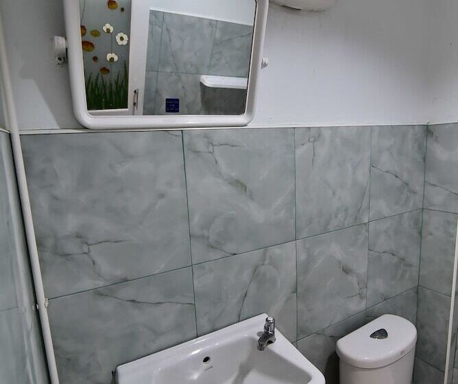 פנסיון Bann Ongsakul