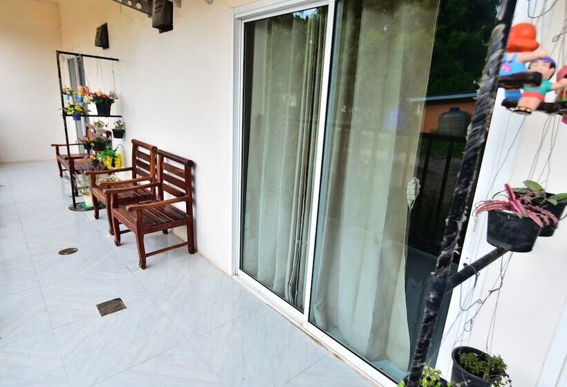 פנסיון Bann Ongsakul