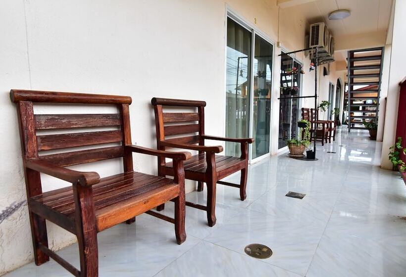 פנסיון Bann Ongsakul