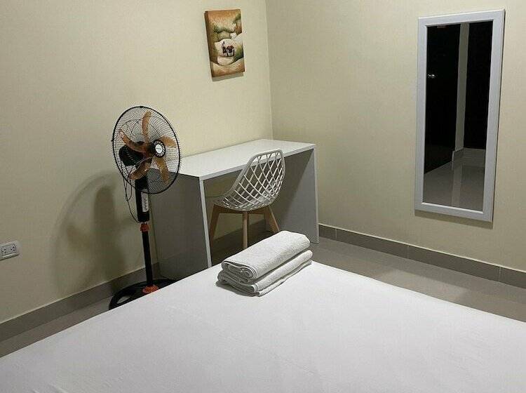 Пансион Calmelia