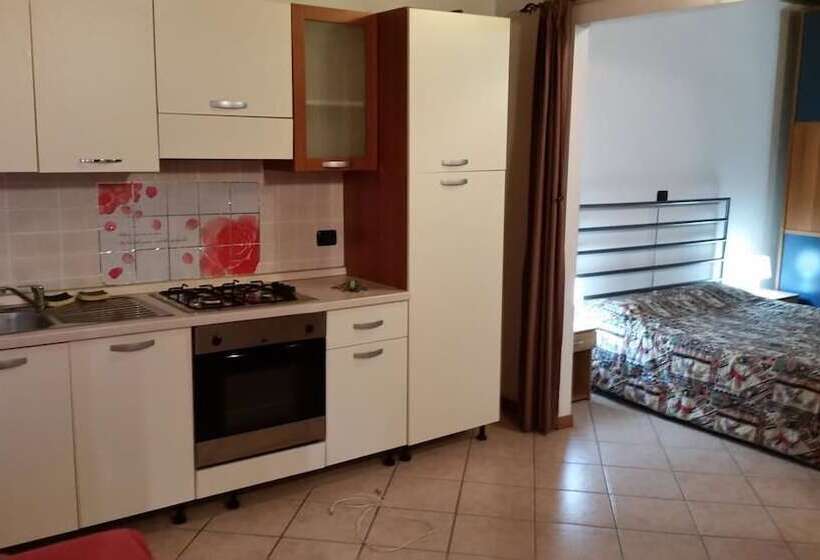 פנסיון Casa Collecchio