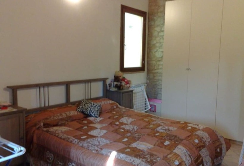 פנסיון Casa Collecchio