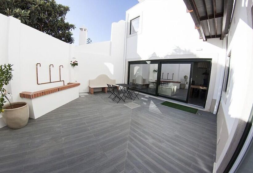 بنسيون Casa Do Adro