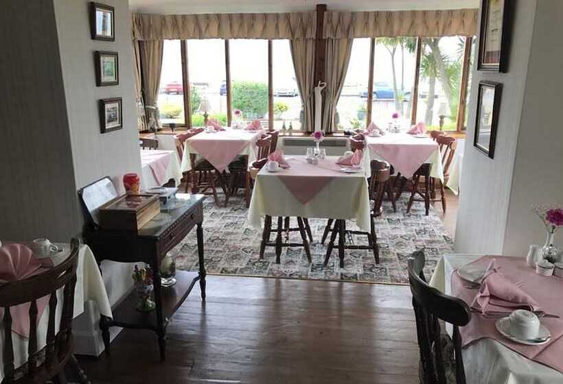 بنسيون Dunvegan House Guest House