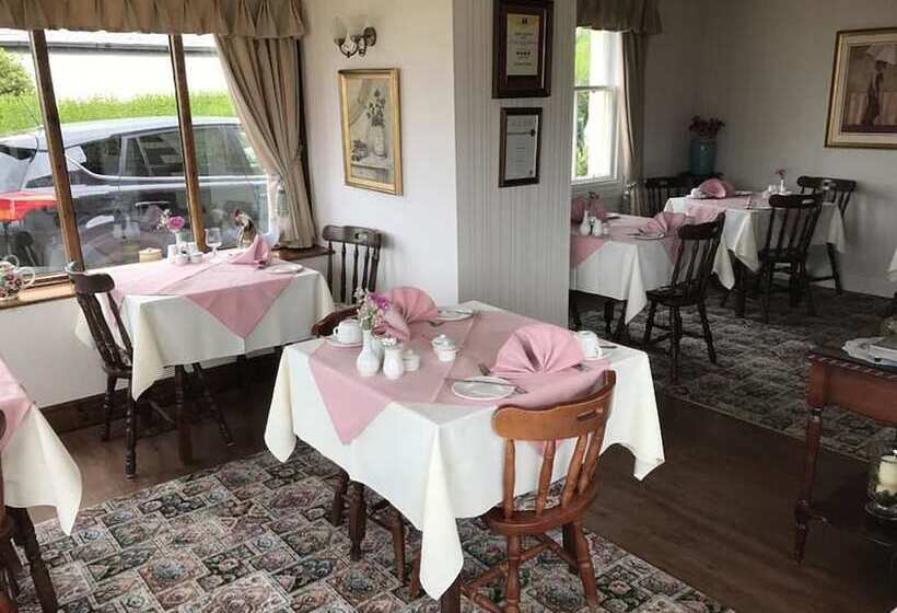بنسيون Dunvegan House Guest House