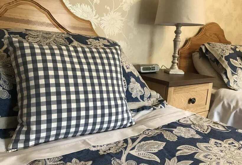 بنسيون Dunvegan House Guest House