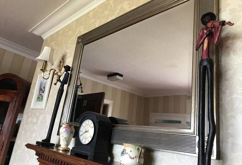 بنسيون Dunvegan House Guest House