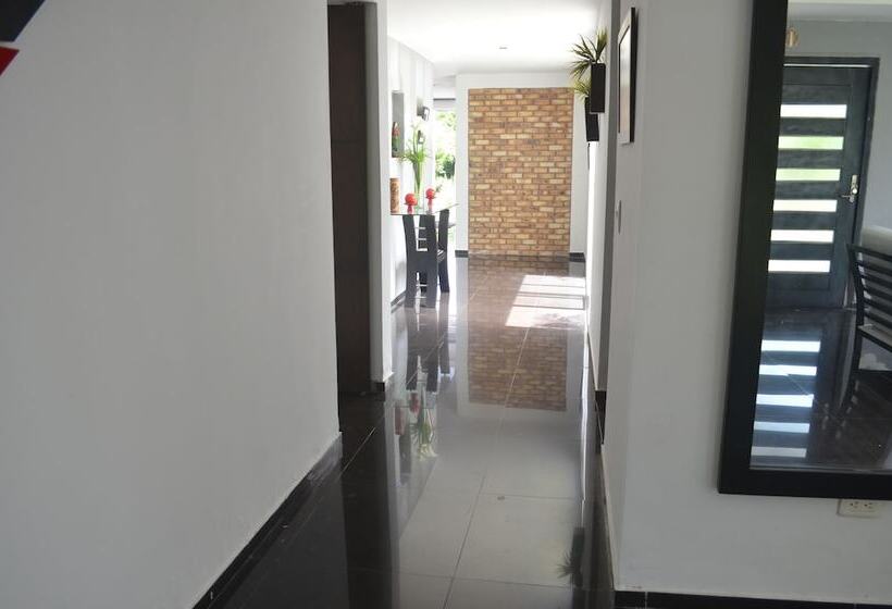 پانسیون Espectacular Chalet Con Piscina