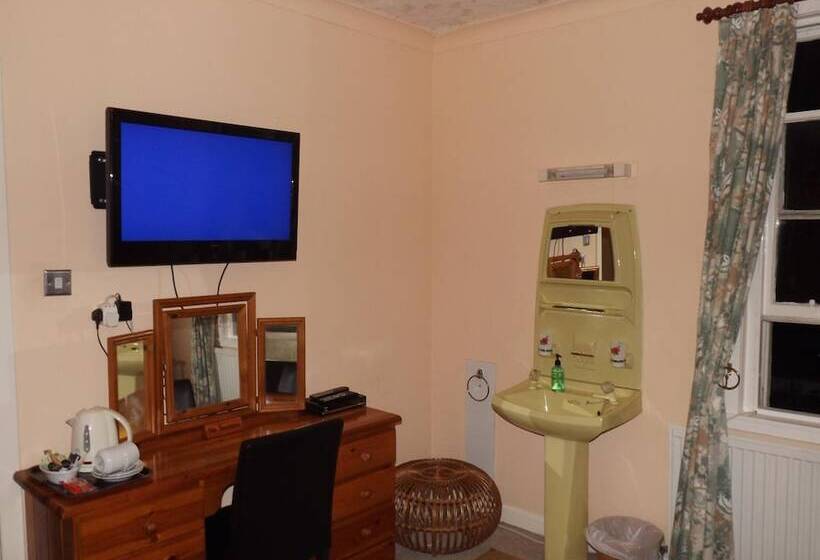 بنسيون Glenavon Homestay