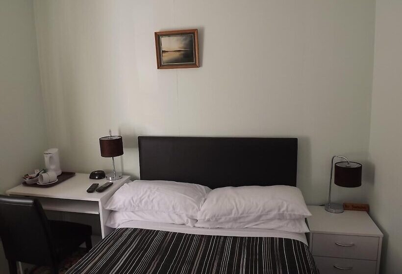 بنسيون Glenavon Homestay