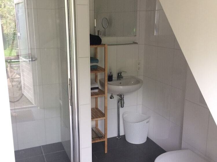 بنسيون Green Garden House