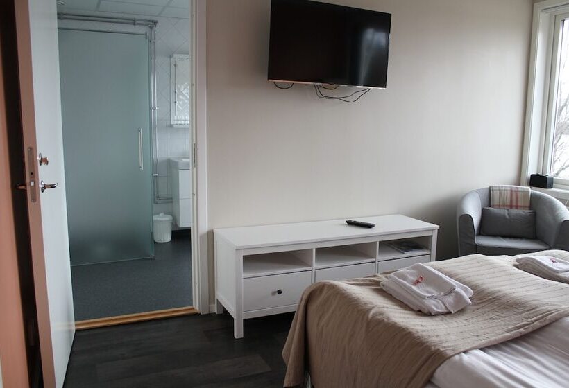 پانسیون Harsa B&b, Stugby & Vandrarhem