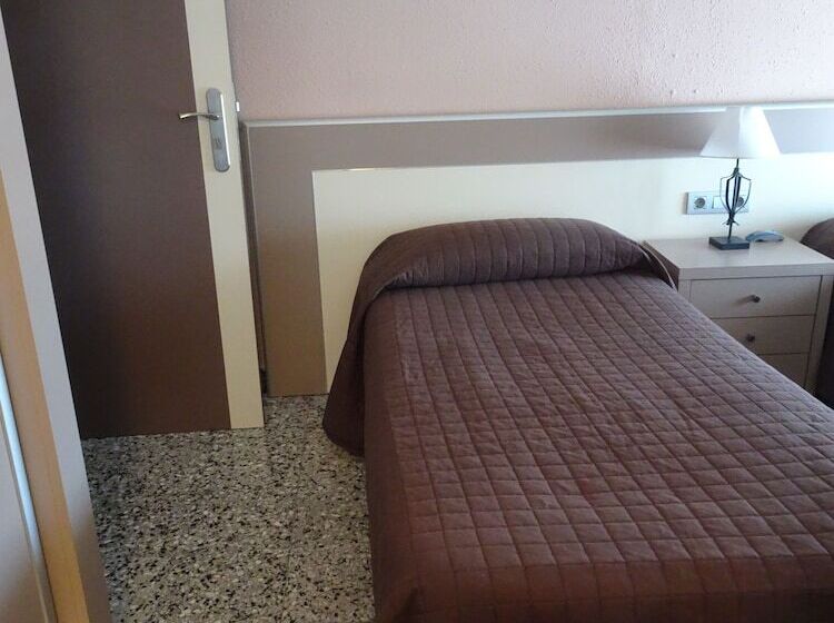 بنسيون Hostal Internacional