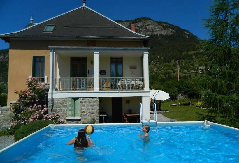 ペンション La Mexicaine Les Gîtes