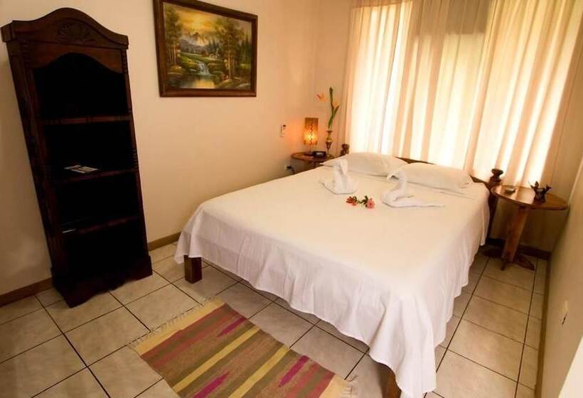 بنسيون Laura S House Bed & Breakfast