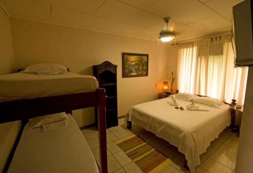 بنسيون Laura S House Bed & Breakfast