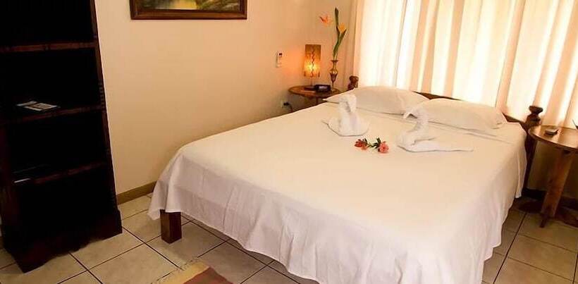 بنسيون Laura S House Bed & Breakfast