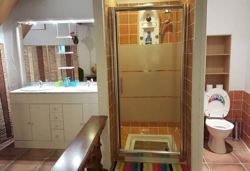 פנסיון Les Croisées