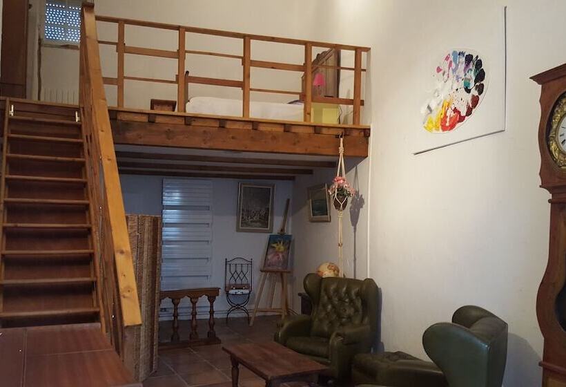 פנסיון Les Croisées