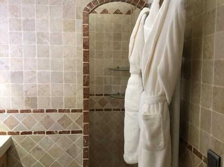 פנסיון Navynet