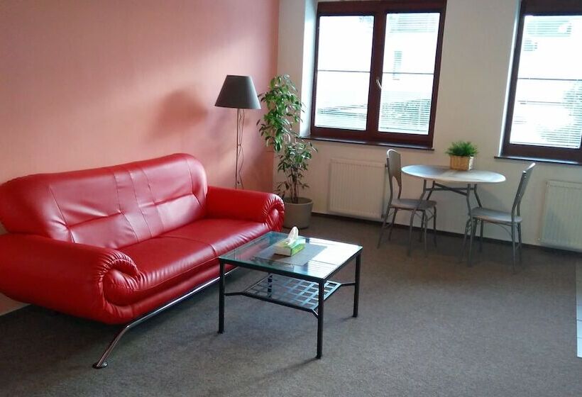 פנסיון Penzion Exotic