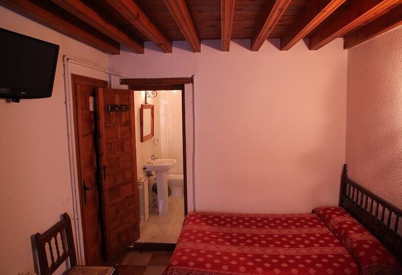 پانسیون Posada San Julián