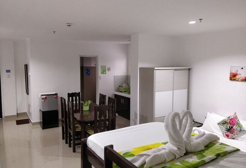 פנסיון Spacious Private Apartment At Laorenza Residences