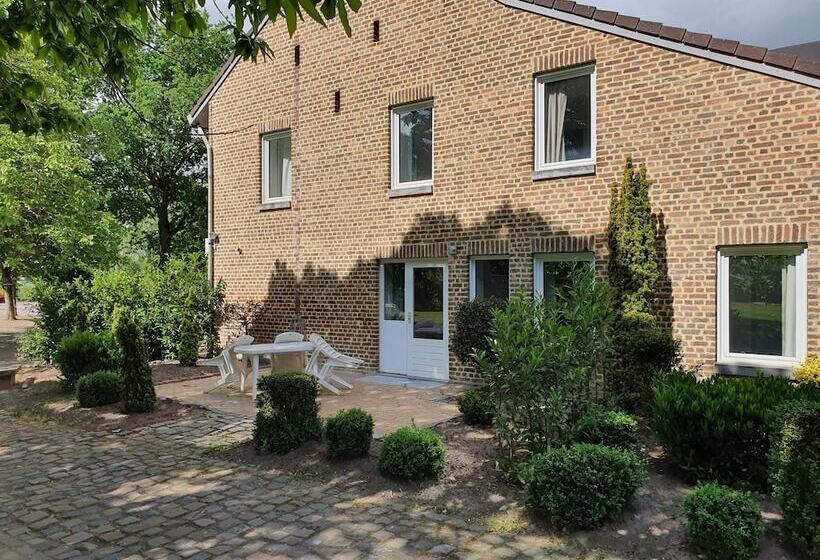 استراحتگاه Bungalowpark Landsrade