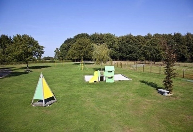 استراحتگاه Bungalowpark Landsrade