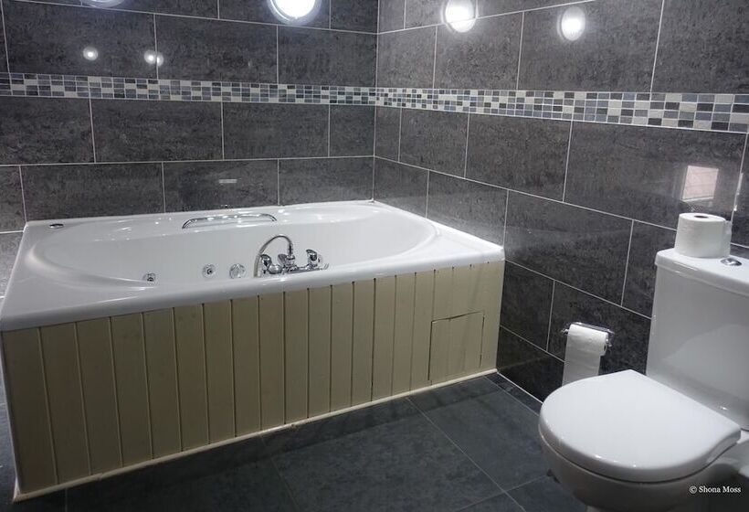 Rhiwddu Barns   Brecon Beacons National Park