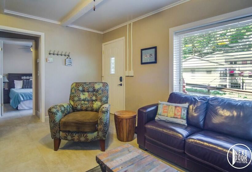 The Cottage On Perryman