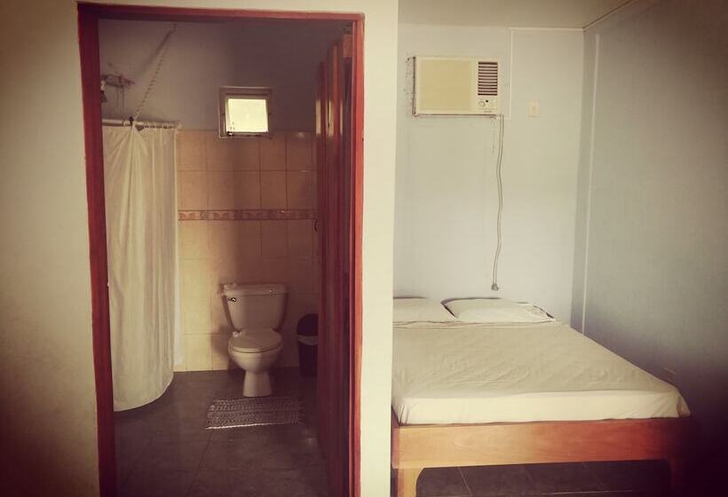 Vista Linda Lodge Hostel