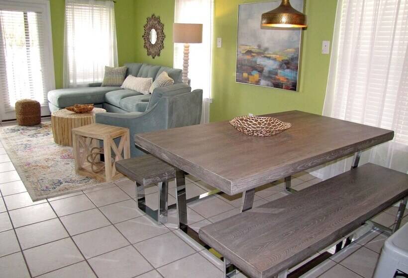 Windancer Cottages By Crystal Waters