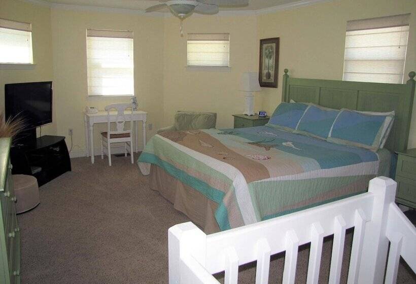 Windancer Cottages By Crystal Waters