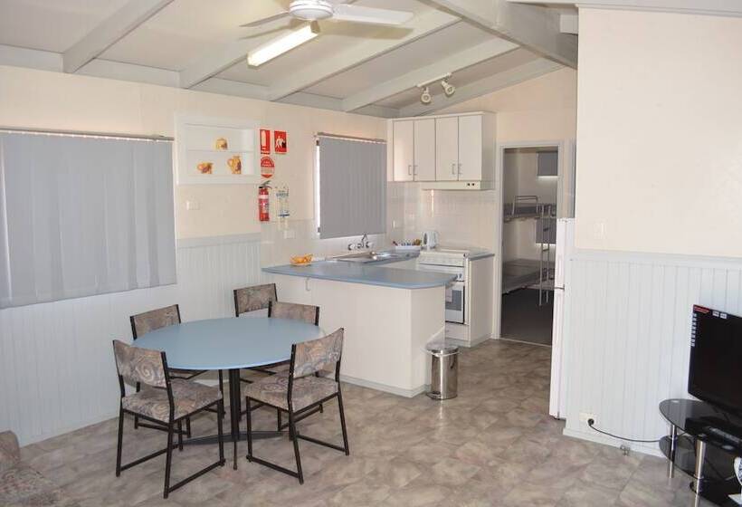 Yarrawonga Riverlands Tourist Park