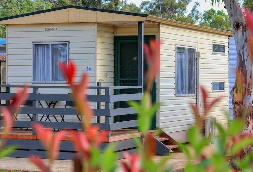 Yarrawonga Riverlands Tourist Park