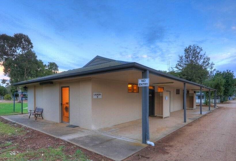 Yarrawonga Riverlands Tourist Park