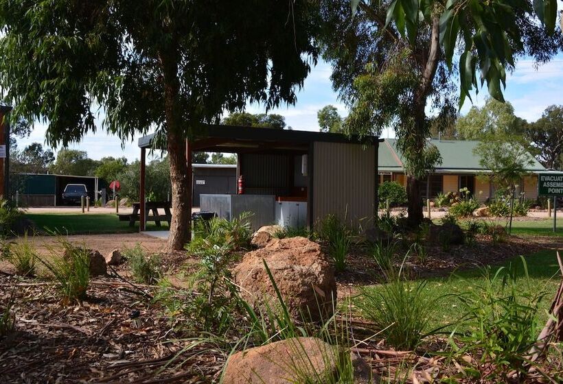 Yarrawonga Riverlands Tourist Park