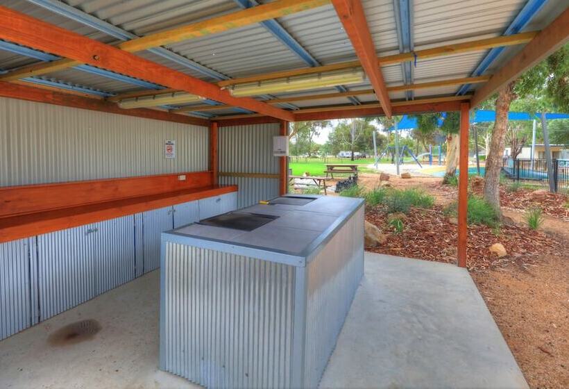 Yarrawonga Riverlands Tourist Park